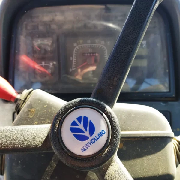 NEW HOLLAND TS